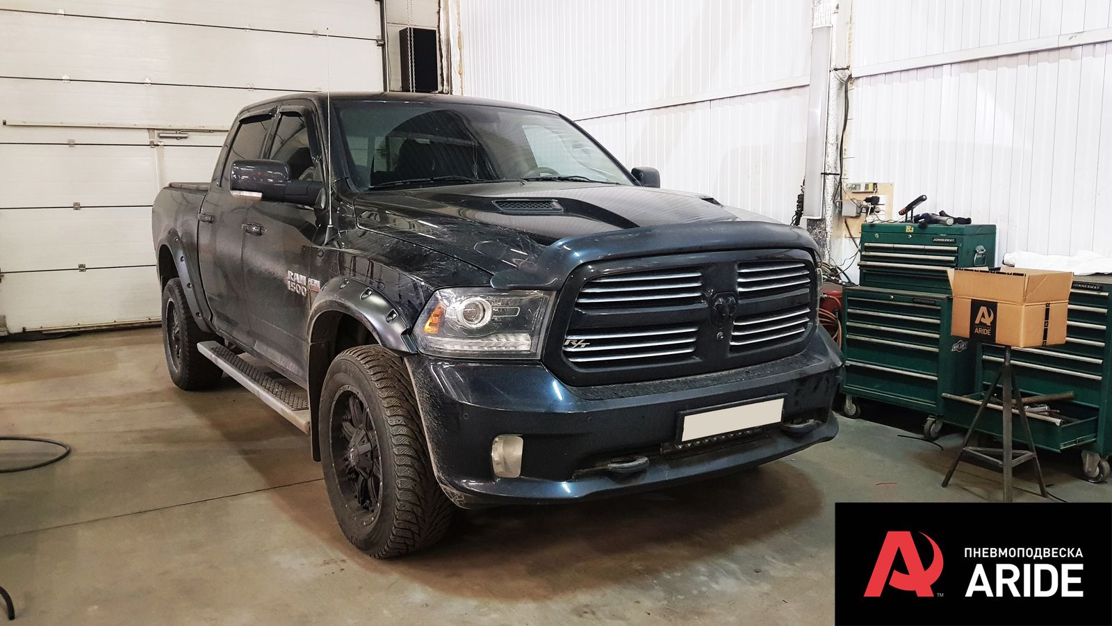 Установка пневмоподвески на Dodge Ram 1500